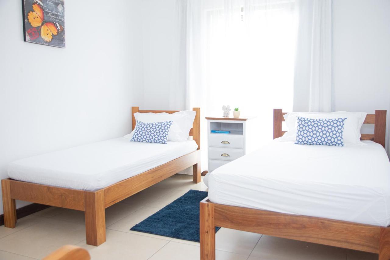 Entire Apartment In Tamarin Riviere Noire Ngoại thất bức ảnh